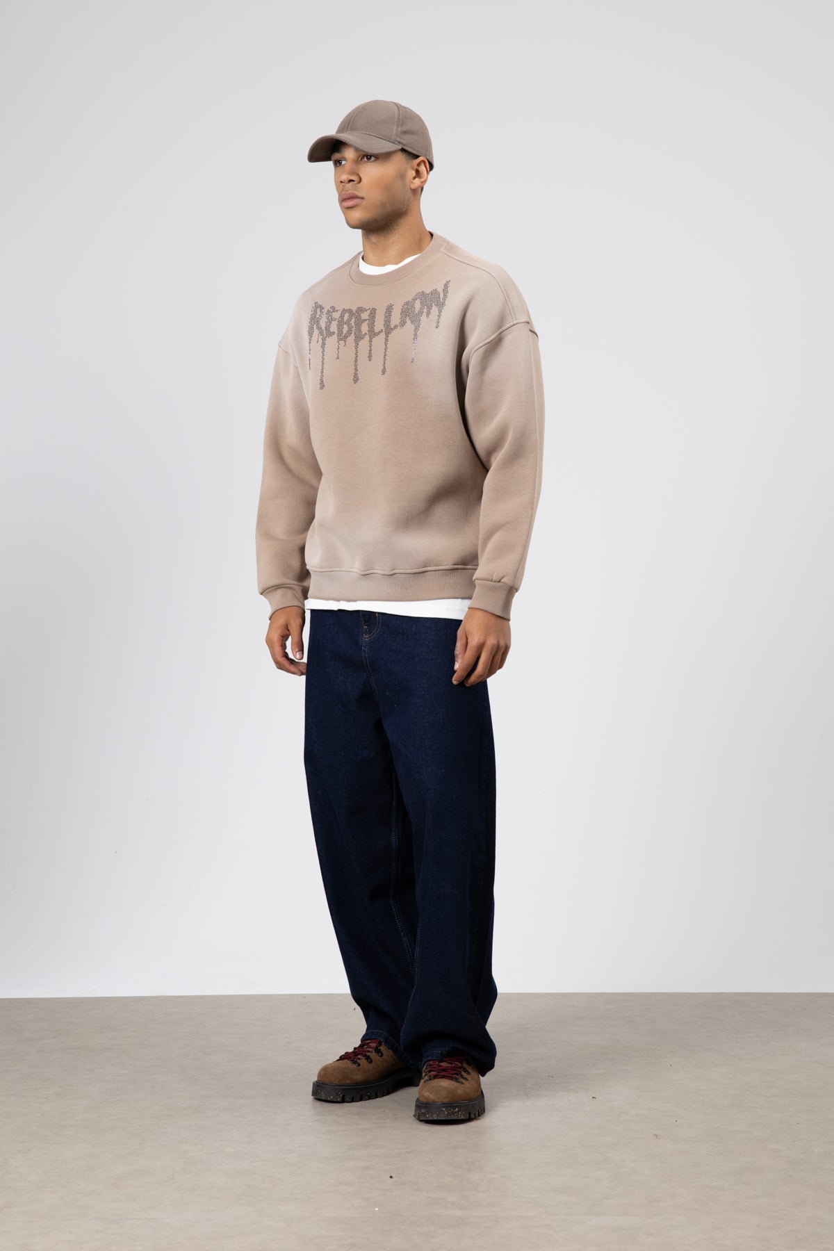 Yıkamalı Oversize Baskılı Sweatshirt Vizon