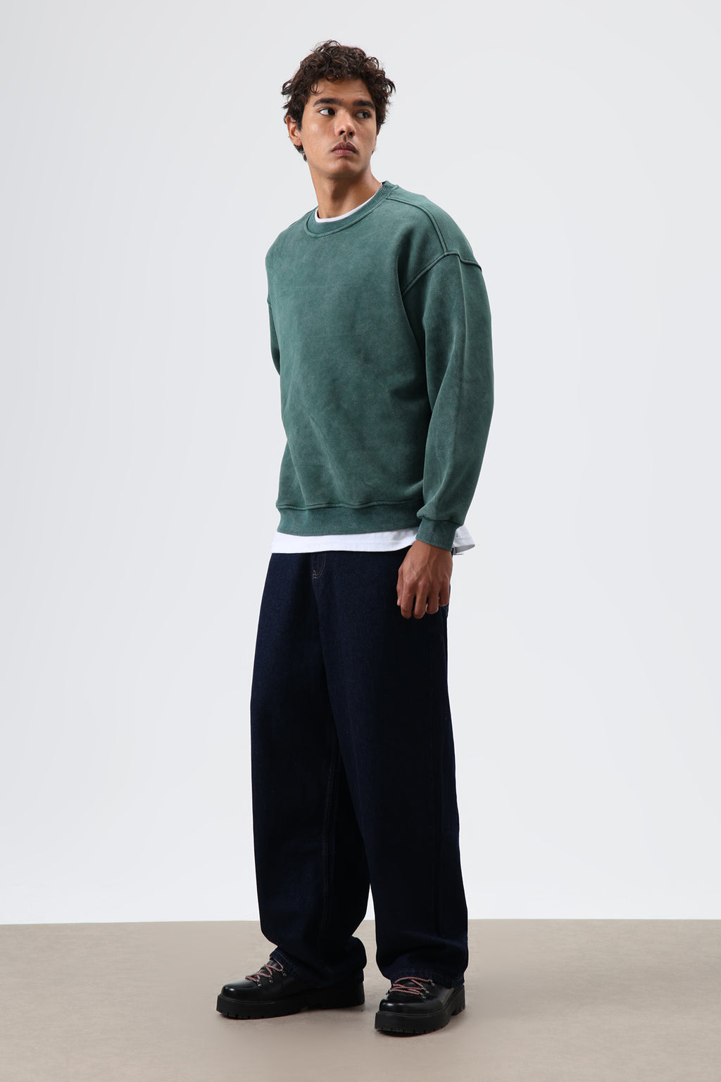 Basic Oversize Yıkamalı Sweatshirt Nefti