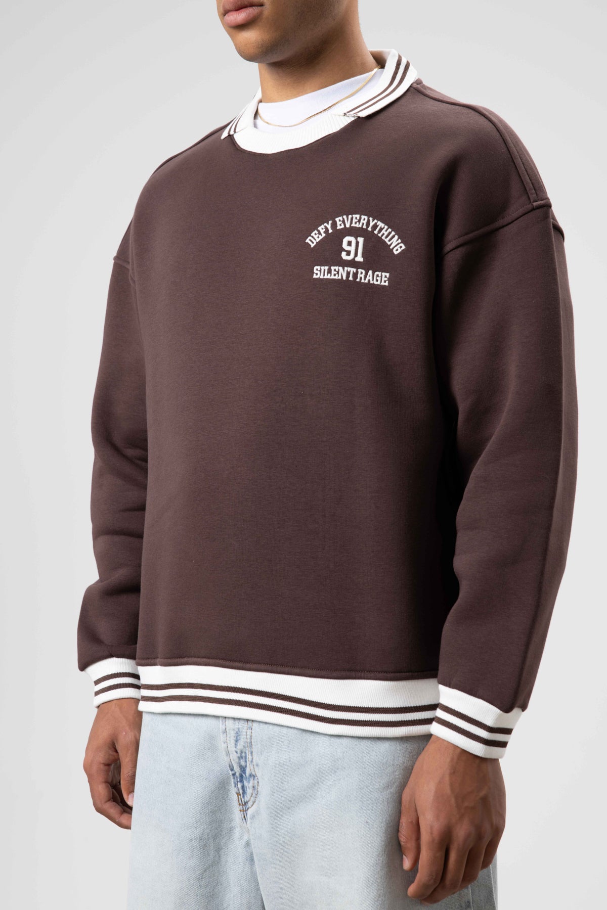 Oversize Yaka Nakış Detaylı Sweatshirt Kahve
