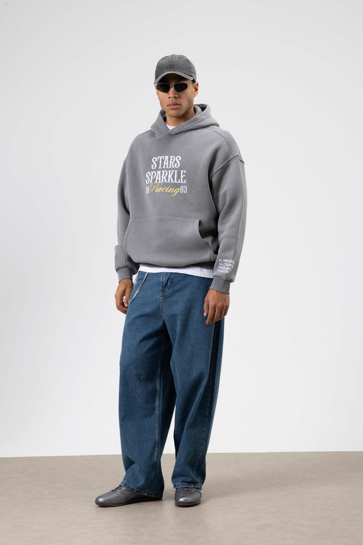 Oversize Nakış BaskılıKapüşonlu Sweatshirt Füme