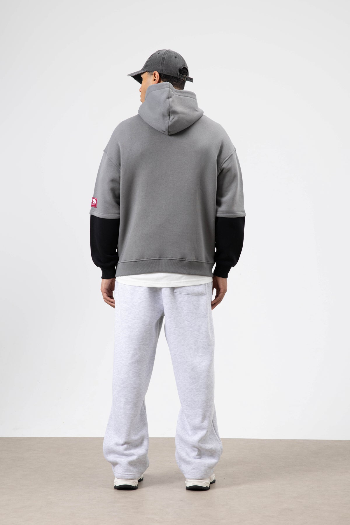 Oversize Baskılı Kapüşonlu Sweatshirt Füme