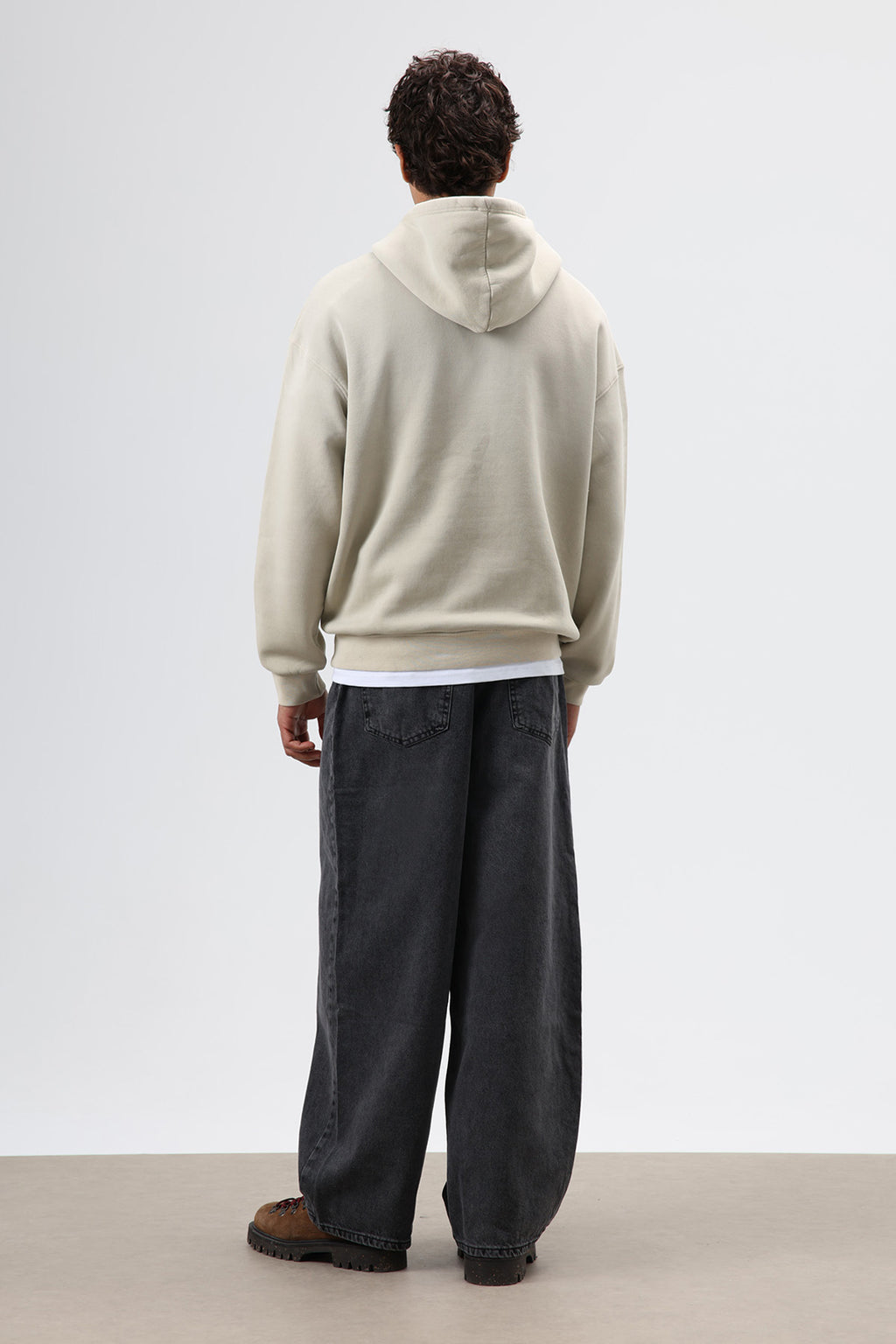 Polo Yaka Oversize Baskılı Yıkamalı Sweatshirt Ekru