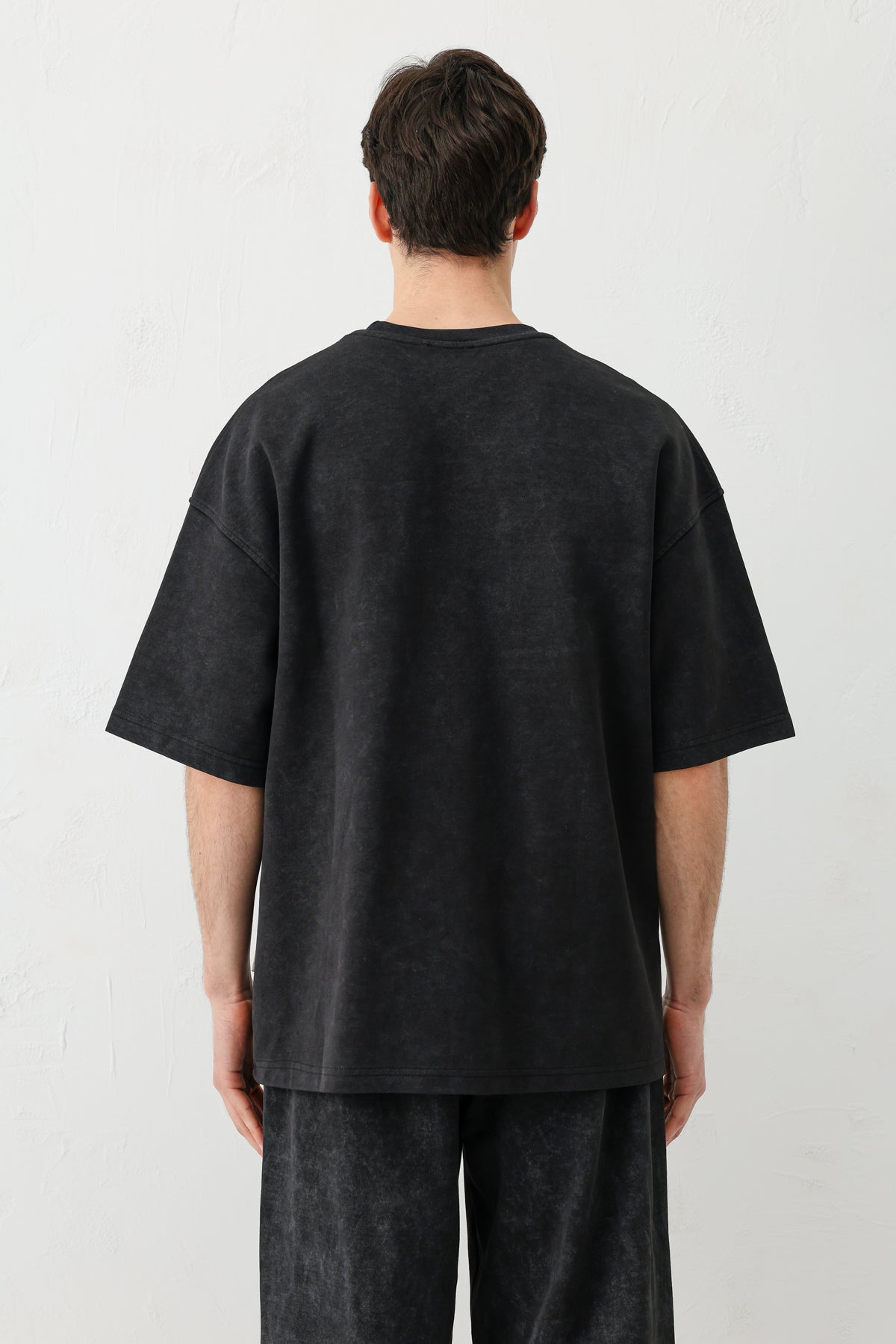 Kısa Kollu Yıkamalı Oversize Tişört Siyah