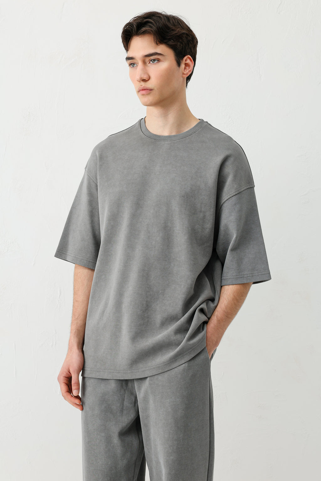 Kısa Kollu Yıkamalı Oversize Tişört Füme