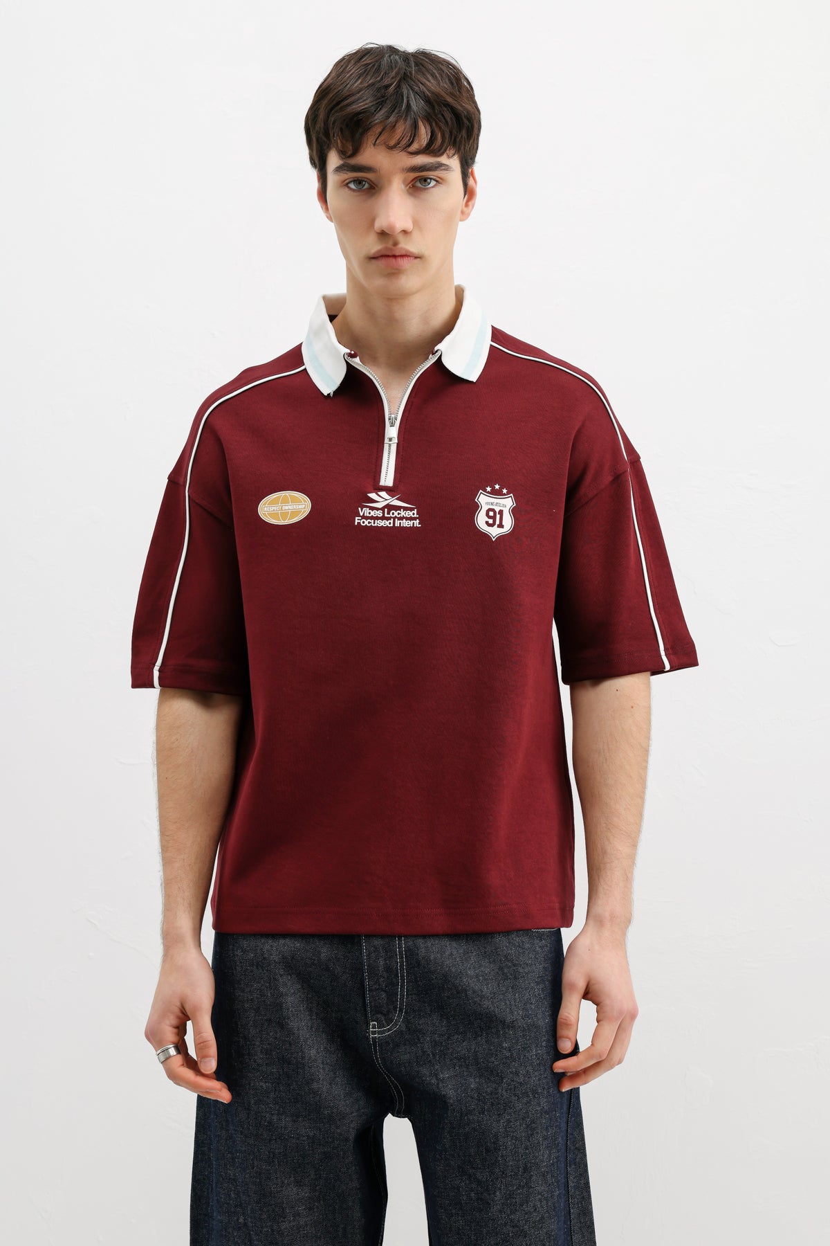 Fermuarlı Yaka Baskılı Oversize Tişört Bordo