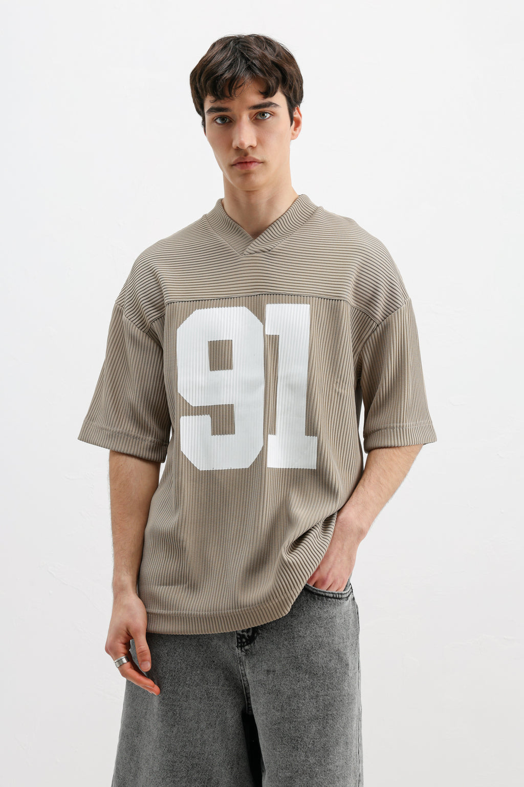 Baskılı Fitilli Oversize Tişört Bej