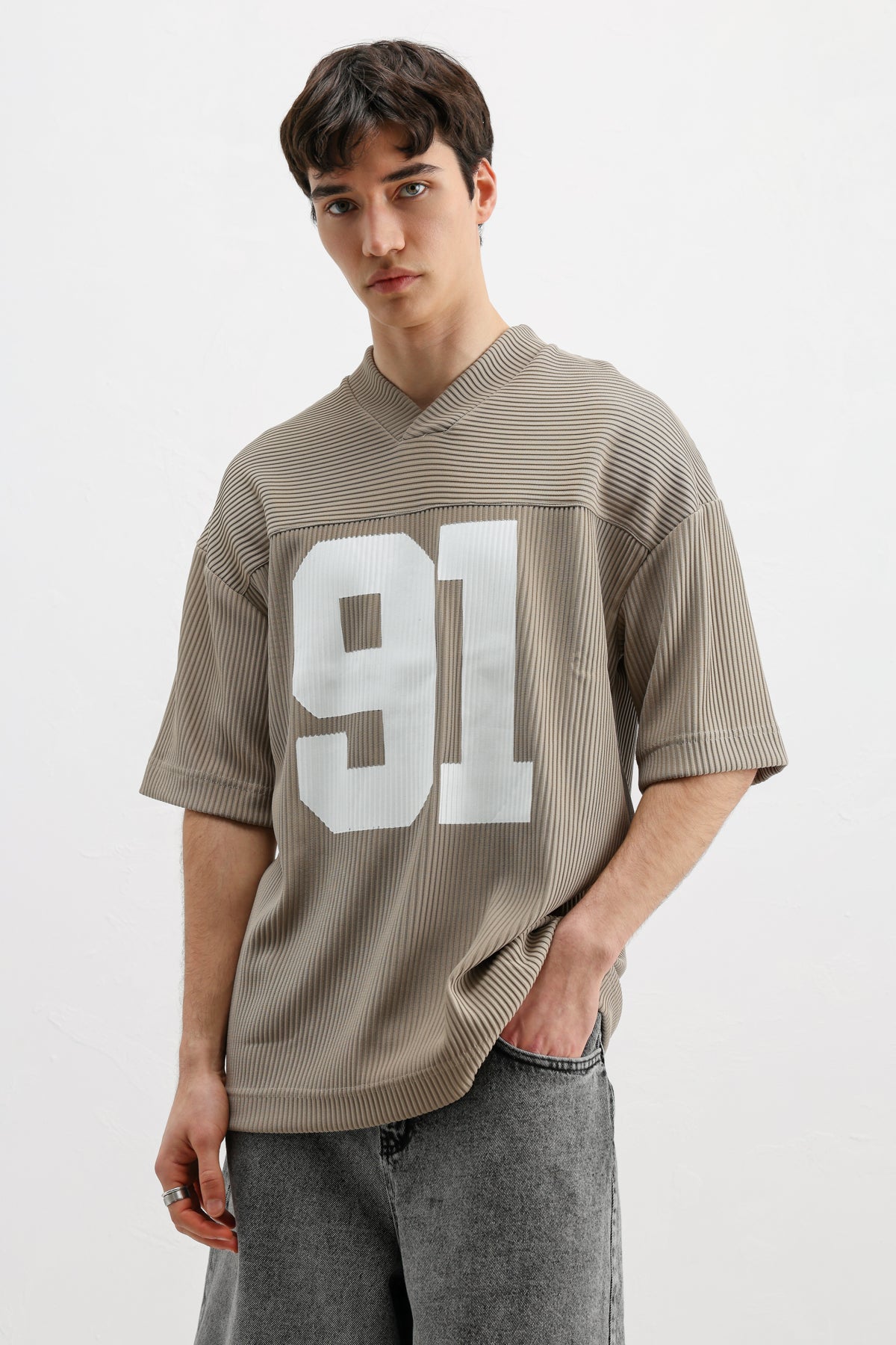 Baskılı Fitilli Oversize Tişört Bej