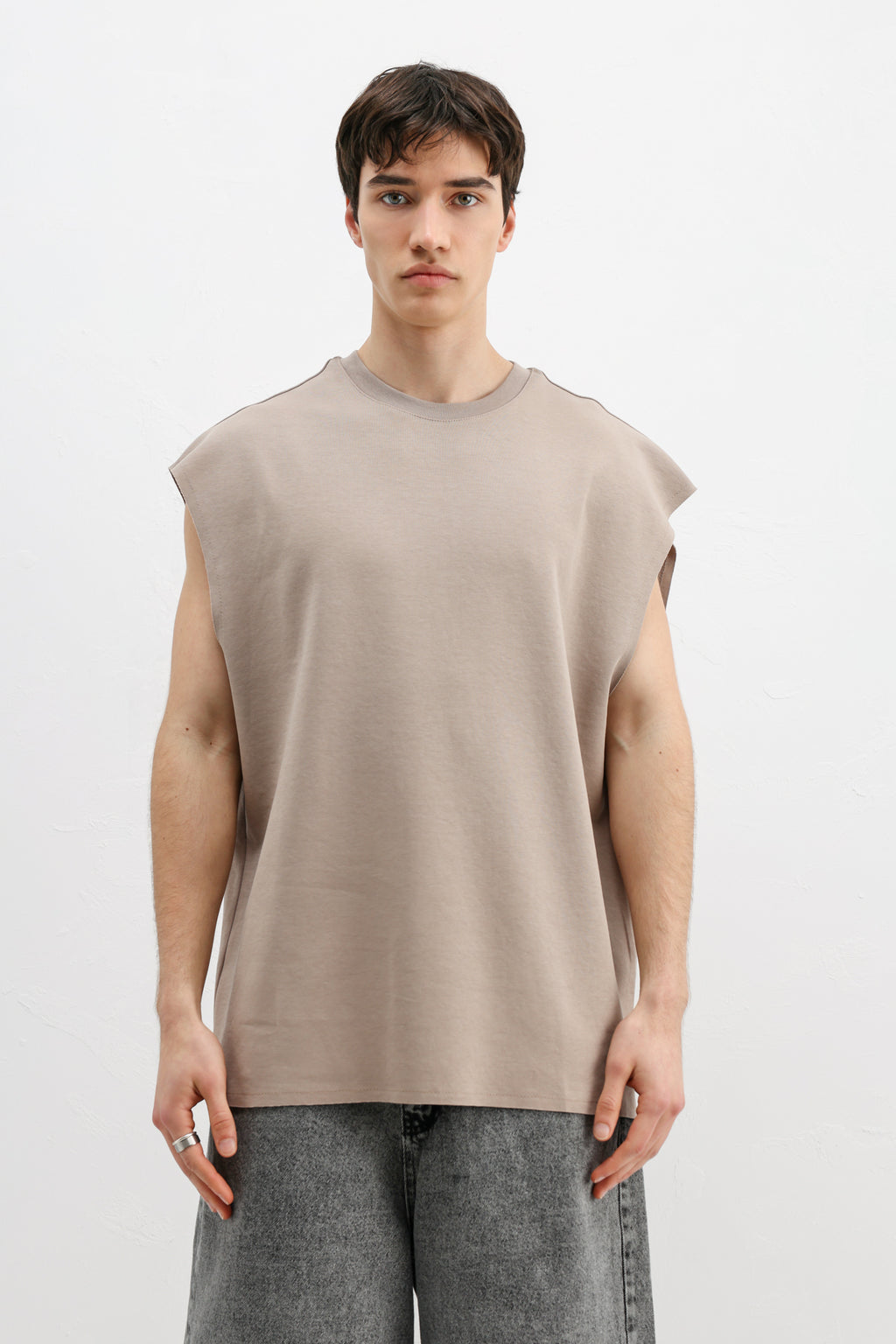 Oversize Kolsuz Basic Tişört Vizon