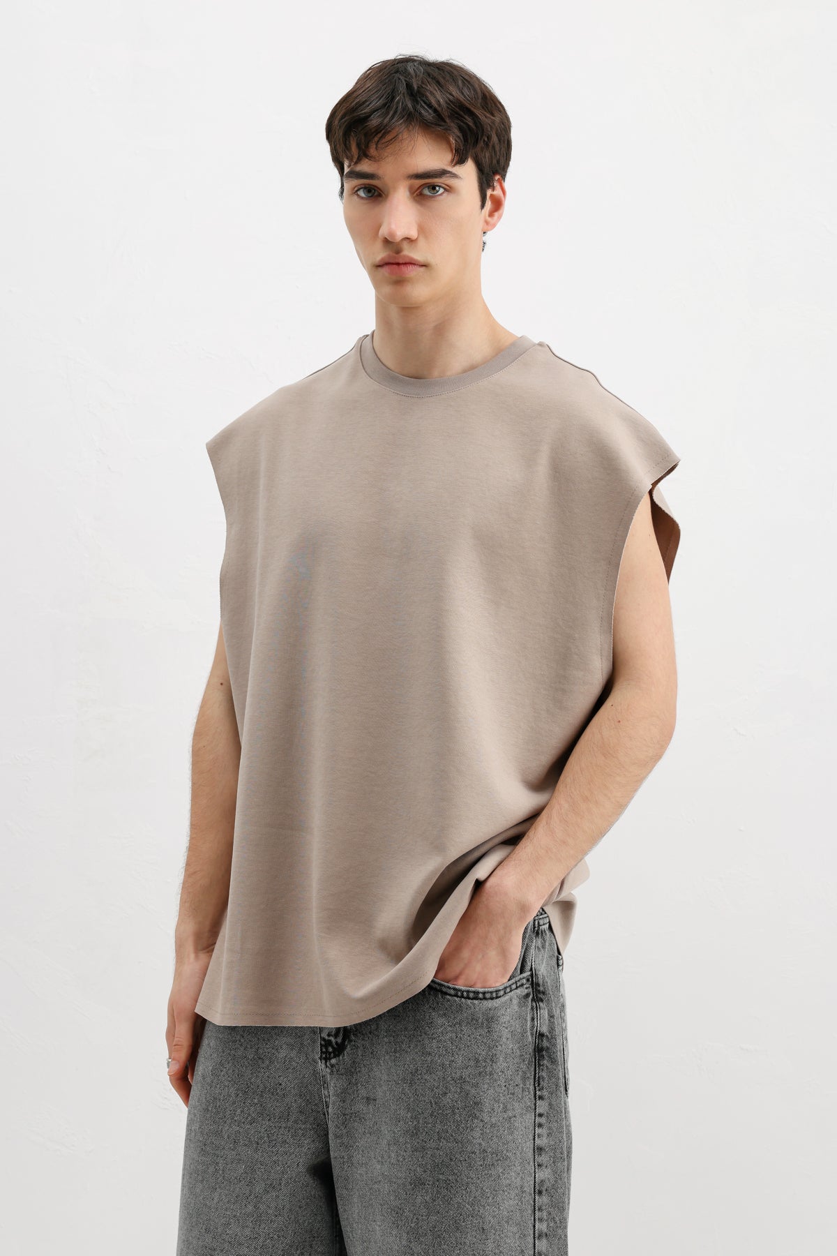 Oversize Kolsuz Basic Tişört Vizon