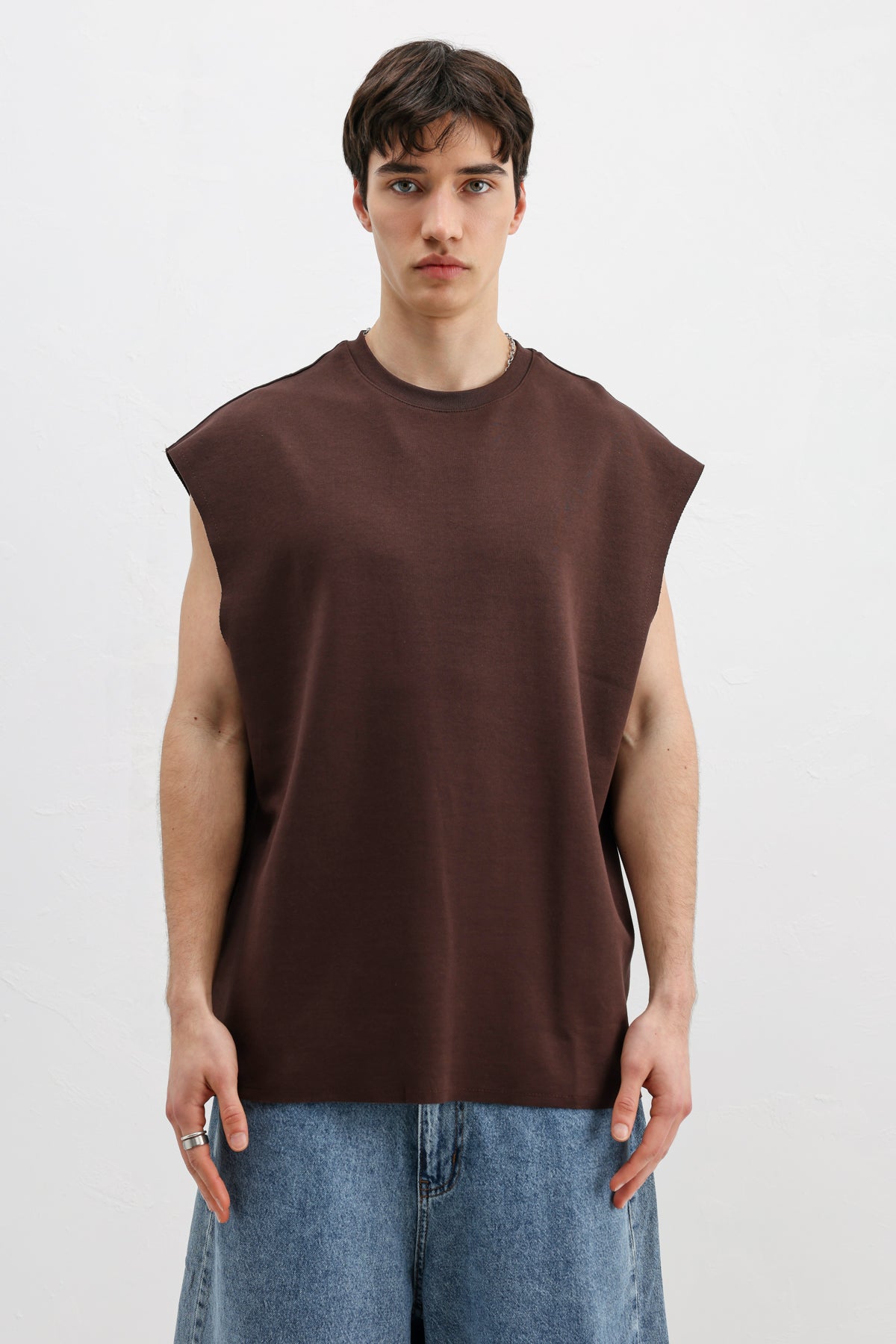 Oversize Kolsuz Basic Tişört Kahve