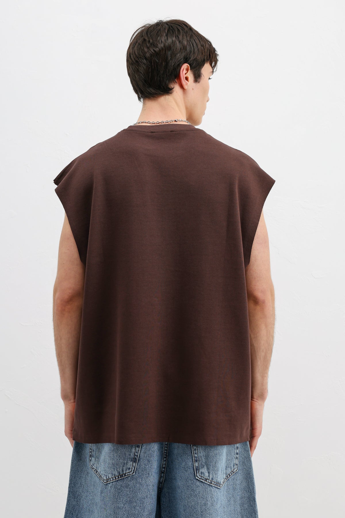 Oversize Kolsuz Basic Tişört Kahve
