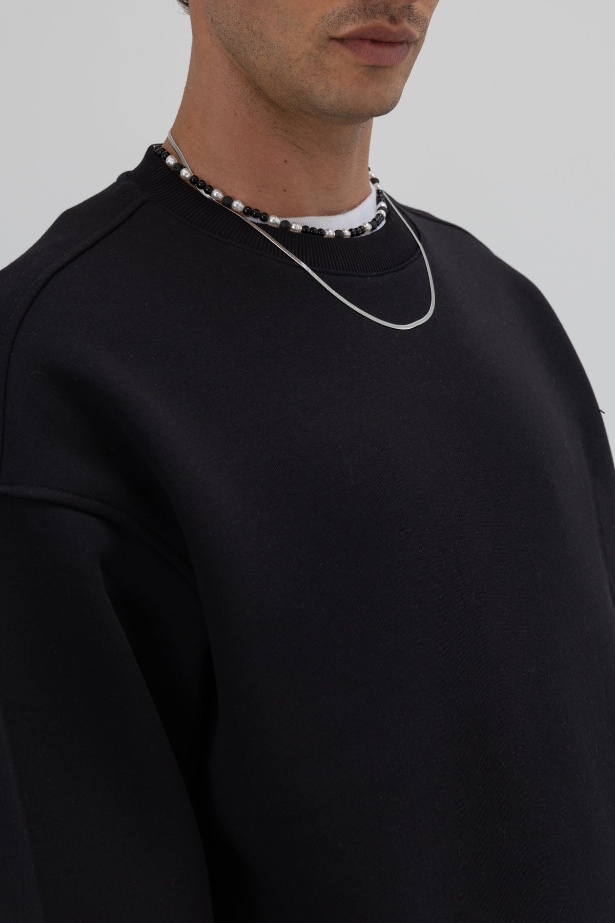 Basic Bisiklet Yaka Oversize Sweatshirt Siyah