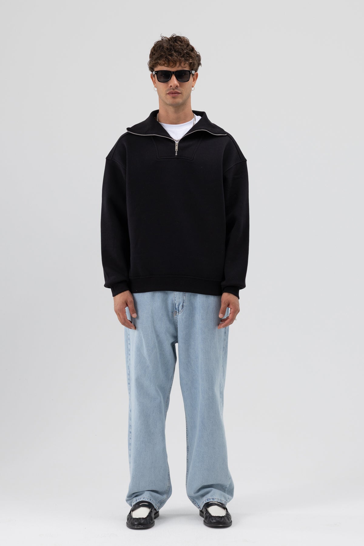 Basic Fermuarlı Dik Yaka Sweatshirt Siyah