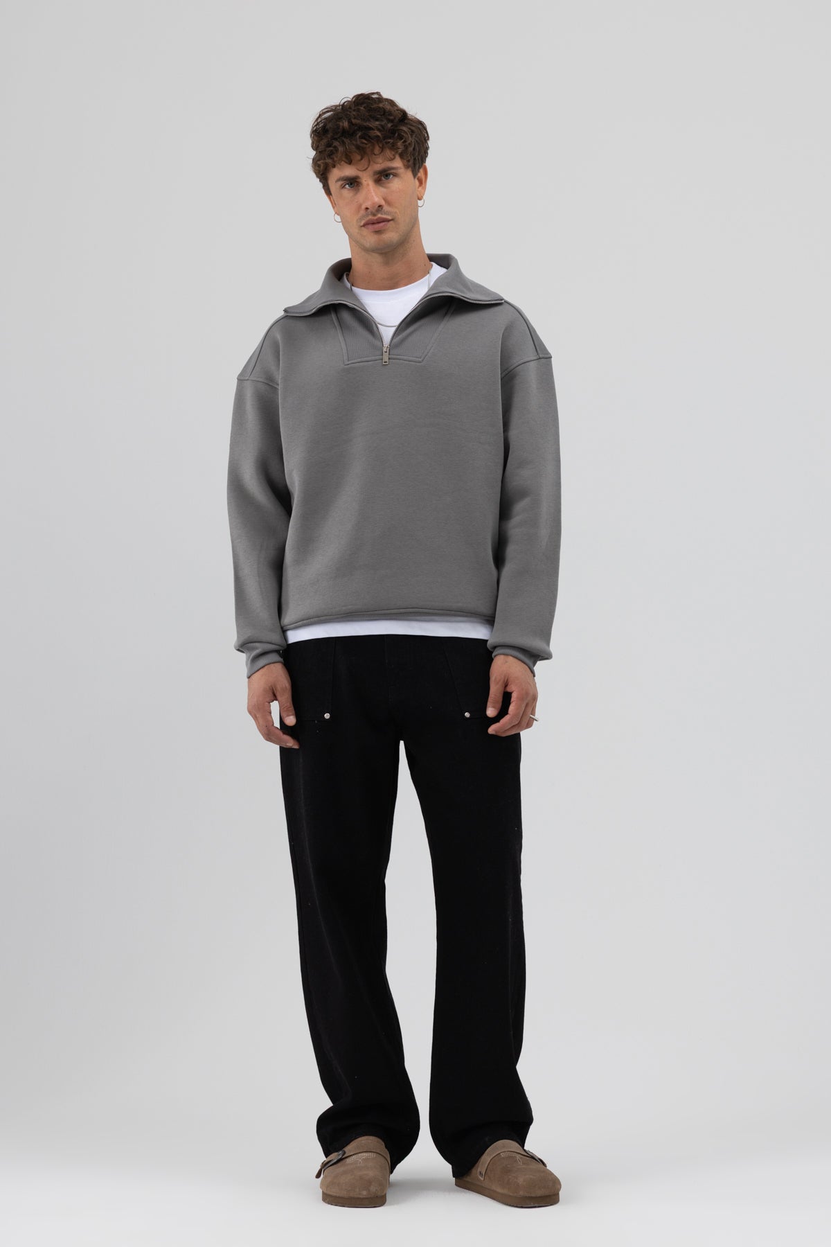 Basic Fermuarlı Dik Yaka Sweatshirt Füme