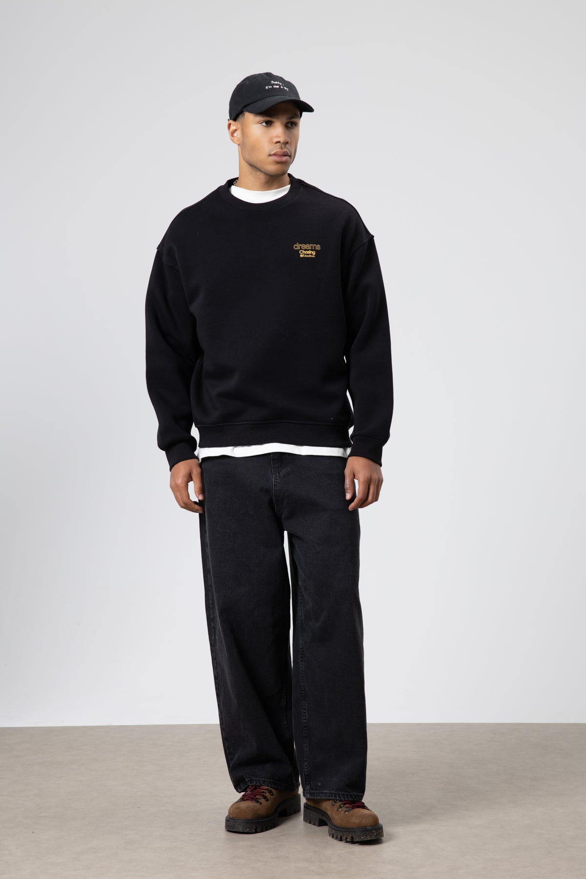 Oversize Bisiklet Yaka Baskılı Sweatshirt Siyah