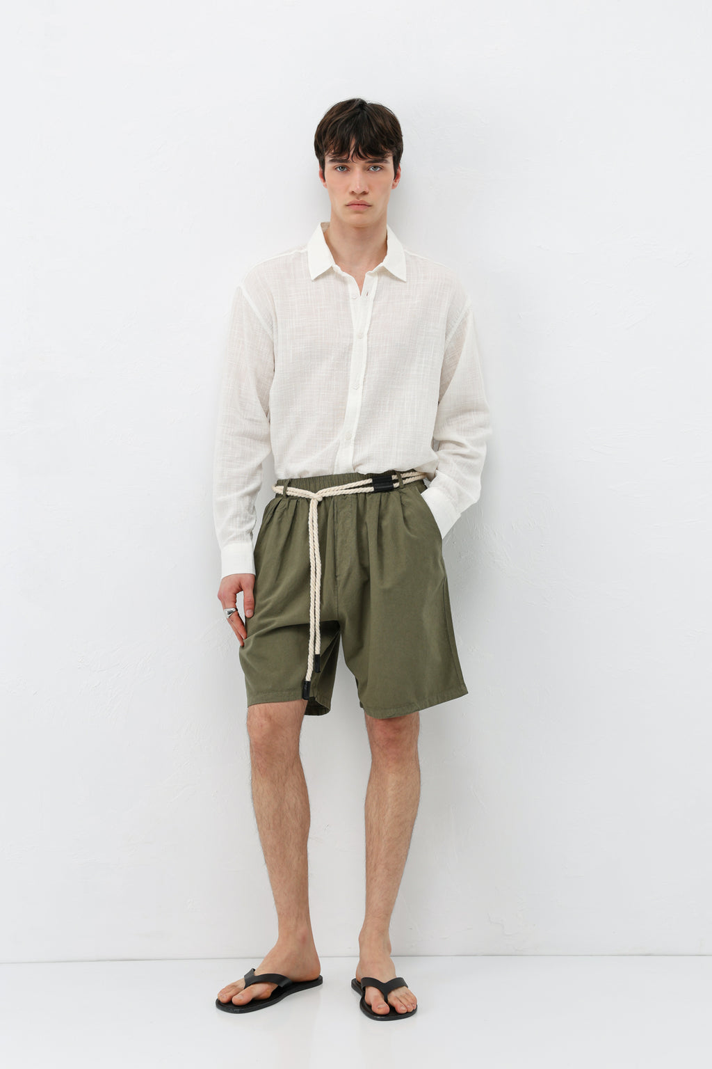Kemerli Oversize Keten Şort Haki