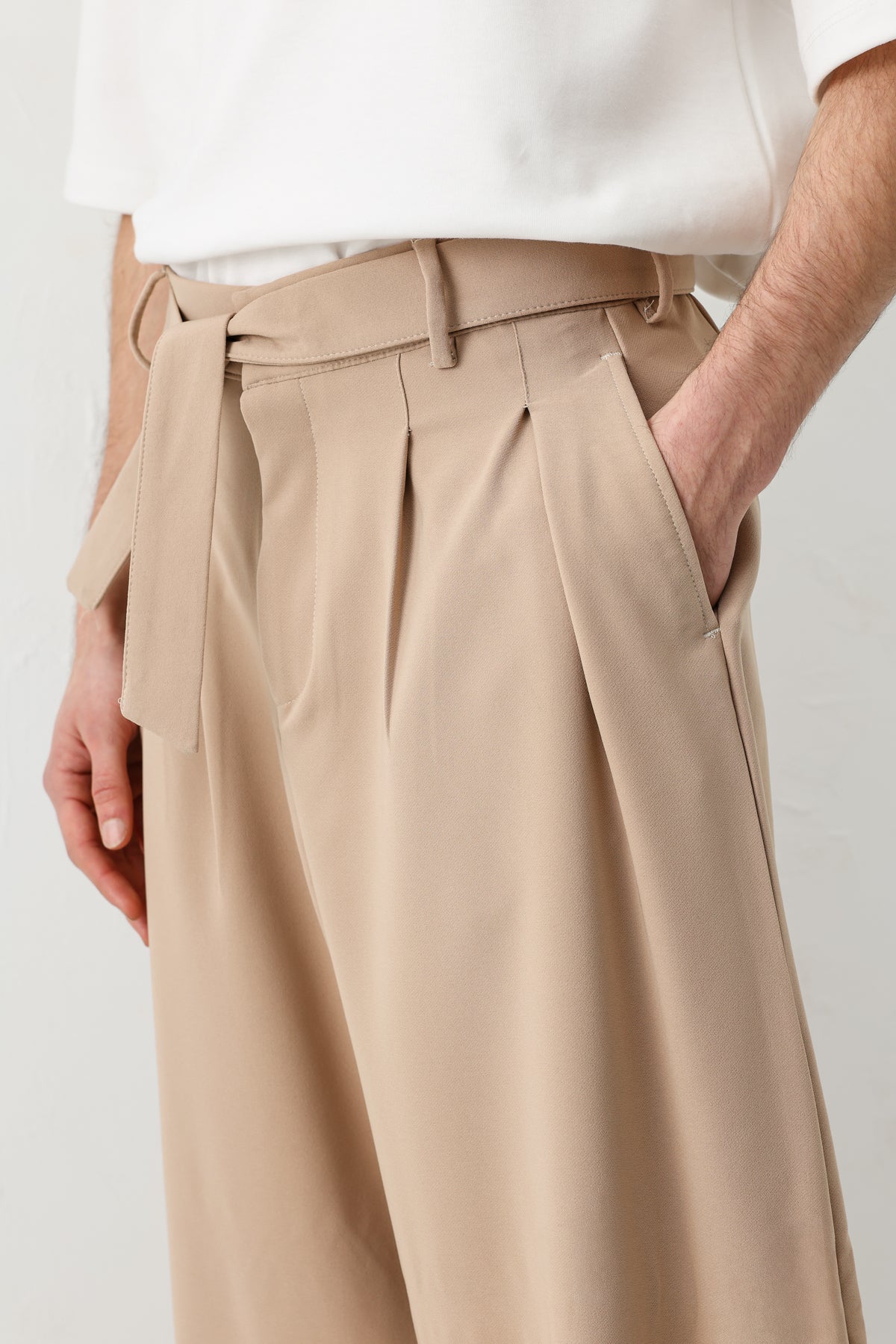 Barrel Fit Tailored Fit Kemerli Pantolon Bej