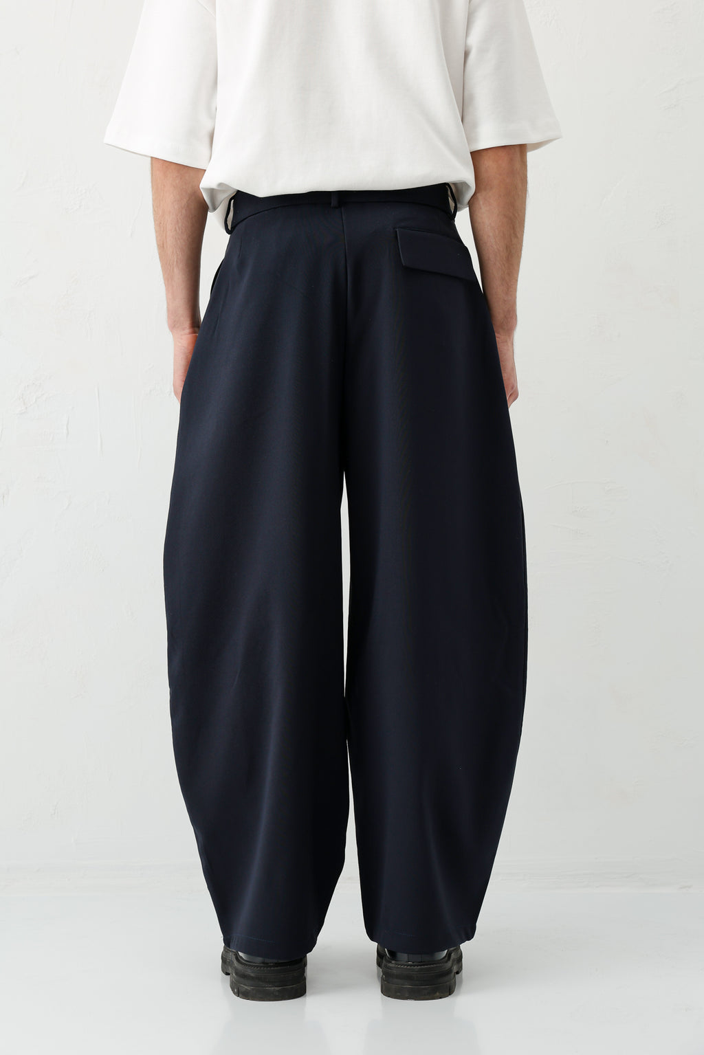 Barrel Fit Tailored Fit Kemerli Pantolon Lacivert