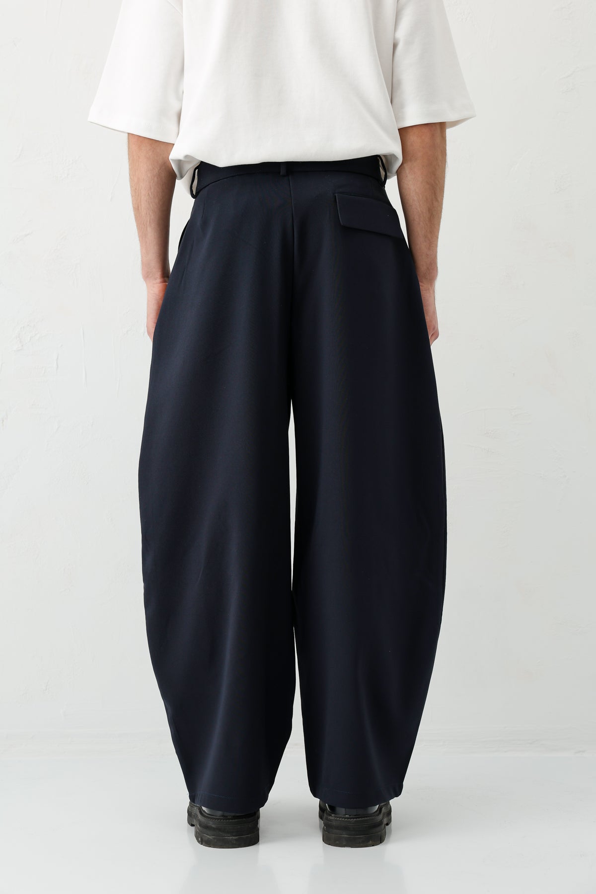 Barrel Fit Tailored Fit Kemerli Pantolon Lacivert